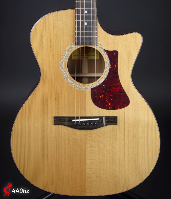 Eastman AC122-1CE Deluxe
