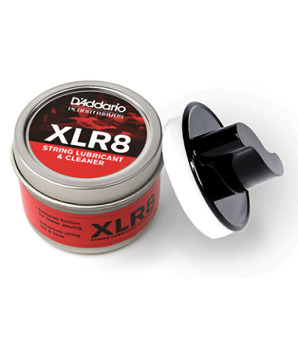 D' Addario XLR8
