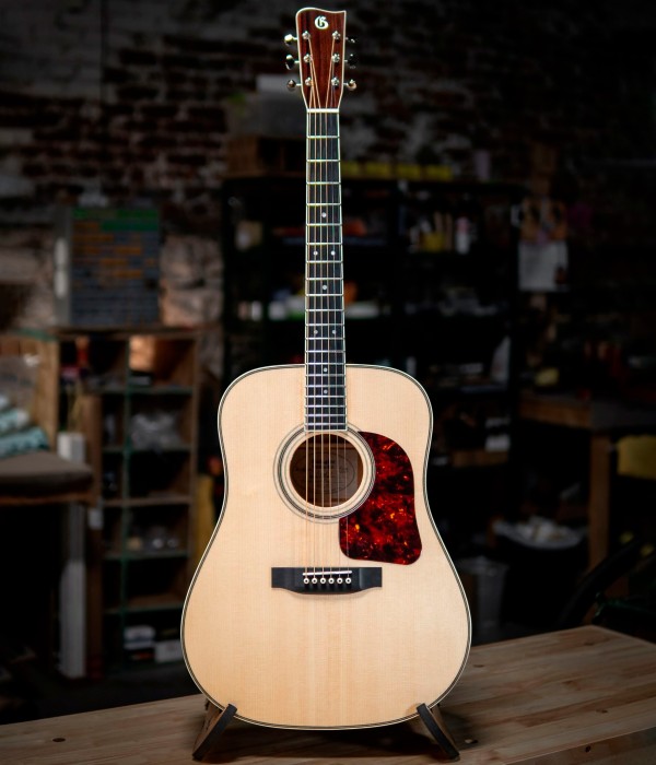 Gallagher Doc Watson Model
